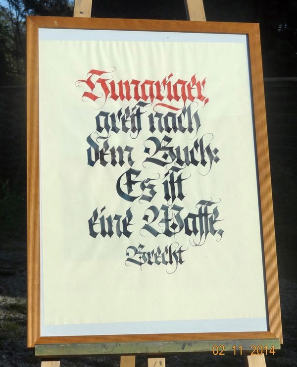 Buch Waffe